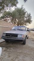 voitures-renault-18-1983-boufatis-oran-algerie