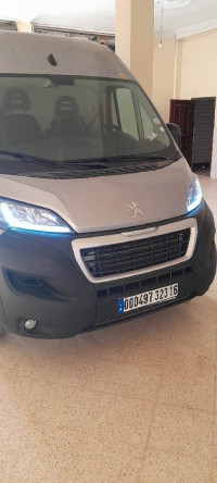 voitures-peugeot-boxer-2023-ain-defla-algerie