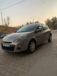 voitures-renault-clio-3-2011-dynamique-ain-bessem-bouira-algerie