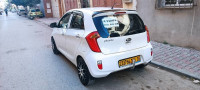 voitures-kia-picanto-2013-dar-el-beida-alger-algerie