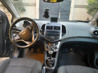 citadine-chevrolet-sonic-hatchback-2014-lt-belouizdad-alger-algerie