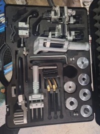 Coffret d'outils de préparation câble HT 