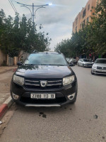 voitures-dacia-sandero-2013-stepway-bouira-algerie