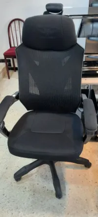 Chaise opérateur ergonomique