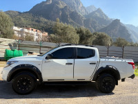 voitures-mitsubishi-l200-2018-doube-cabine-evolution-bejaia-algerie