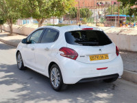 voitures-peugeot-208-2016-allure-facelift-mascara-algerie