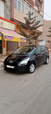 Peugeot 5008 2012 Allure