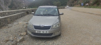 voitures-skoda-fabia-2014-fresh-berrouaghia-medea-algerie