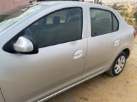 سيارات-dacia-logan-2015-المدية-الجزائر