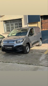 voitures-fiat-doblo-2024-batna-algerie