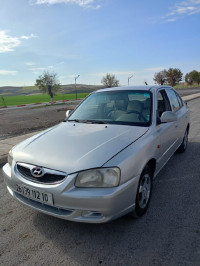 voitures-hyundai-accent-2012-gls-bir-ghbalou-bouira-algerie