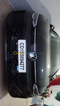 سيارات-volkswagen-golf-8-2025-r-black-edition-عين-الصفراء-النعامة-الجزائر