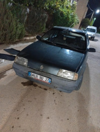 voitures-renault-19-1992-chamad-ouled-el-kheir-mostaganem-algerie