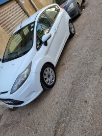 voitures-ford-fiesta-2012-city-alger-centre-algerie