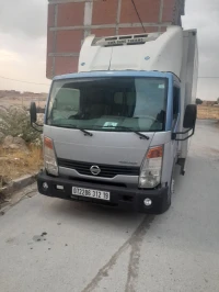 Nissan cabstar frigo Nissan cabstar frigo 2012