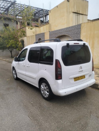 voitures-citroen-berlingo-2013-tiaret-algerie