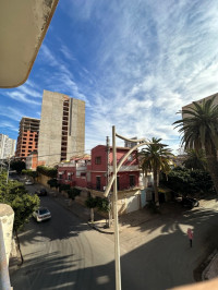 appartement-location-f3-oran-algerie