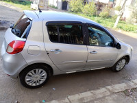 voitures-renault-clio-3-2011-dynamique-khemis-el-khechna-boumerdes-algerie