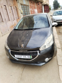 voitures-peugeot-208-2015-allure-khemis-el-khechna-boumerdes-algerie