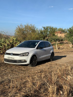 voitures-volkswagen-polo-2015-nouvelle-match-ii-ain-benian-defla-algerie