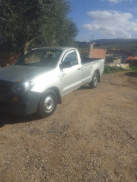 voitures-toyota-hilux-2009-bougous-el-tarf-algerie