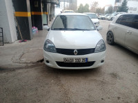 voitures-renault-clio-campus-2010-constantine-algerie