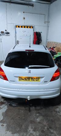سيارات-peugeot-207-2012-allure-طولقة-بسكرة-الجزائر