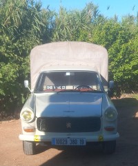 السيارات-النفعية-peugeot-404-1980-بيضاء-برج-سطيف-الجزائر