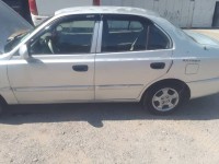 سيارات-hyundai-accent-2006-gls-البويرة-الجزائر