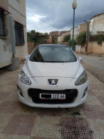 voitures-peugeot-308-2013-miliana-ain-defla-algerie