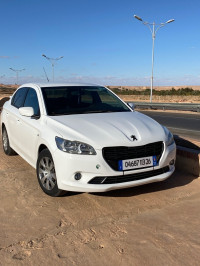 voitures-peugeot-301-2013-active-medea-algerie