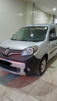 voitures-renault-kangoo-2021-medea-algerie