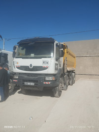 camion-renault-84-a-benne-hennaya-tlemcen-algerie