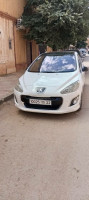 moyenne-berline-peugeot-308-2011-aflou-laghouat-algerie