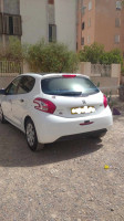 voitures-peugeot-208-2013-bordj-bou-arreridj-algerie