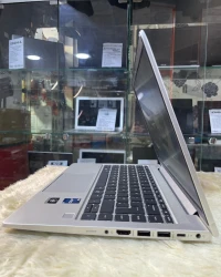 HP Elitebook 640 G9 i7 12 Gen 16 Gb ram 512 Gb ssd ecran 14 Pouce FHD etat comme neuf