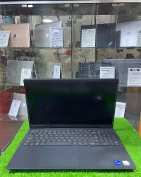 Inspiron 15 Laptop 3520 i7 12 Gen 16 Gb ram 512 Gb ssd 15 Pouce FHD 120Hz