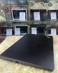 Lenovo Thinkpad L13 i7 10 gen 16 Gb ram 256 Gb ssd ecran 13 Pouce FHD etat 10/10