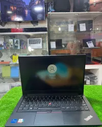 Lenovo Thinkpad E14 i5 12 Gen 24 Gb ram 512 Gb ssd intel iris etat 10/10