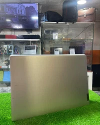 Lenovo Ideapad 3 ryzen 5 350u 8 gb Ram 512 Gb ssd radeon vega 8 etat 10/10