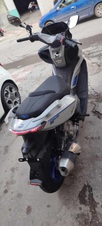 motos-et-scooters-vms-300-2024-khenchela-algerie