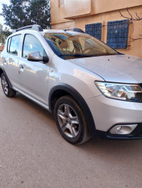 voitures-dacia-sandero-2017-stepway-ain-tadles-mostaganem-algerie