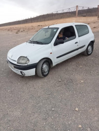 voitures-renault-clio-2-2000-hammam-dhalaa-msila-algerie