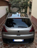 voitures-peugeot-3008-2012-hdi-163-roland-garos-algerie