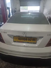 Mercedes Classe C 2012 Bue iffenciancy