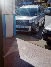 سيارات-renault-kangoo-2017-الأربعاء-ناث-إيراثن-تيزي-وزو-الجزائر