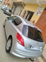 voitures-peugeot-207-2011-sportium-sidi-bel-abbes-algerie