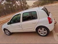 citadine-renault-clio-campus-2015-tighennif-mascara-algerie