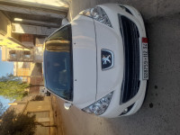 voitures-peugeot-207-2012-bordj-bou-arreridj-algerie