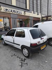 cars-renault-clio-1-1997-derradji-bousselah-mila-algeria